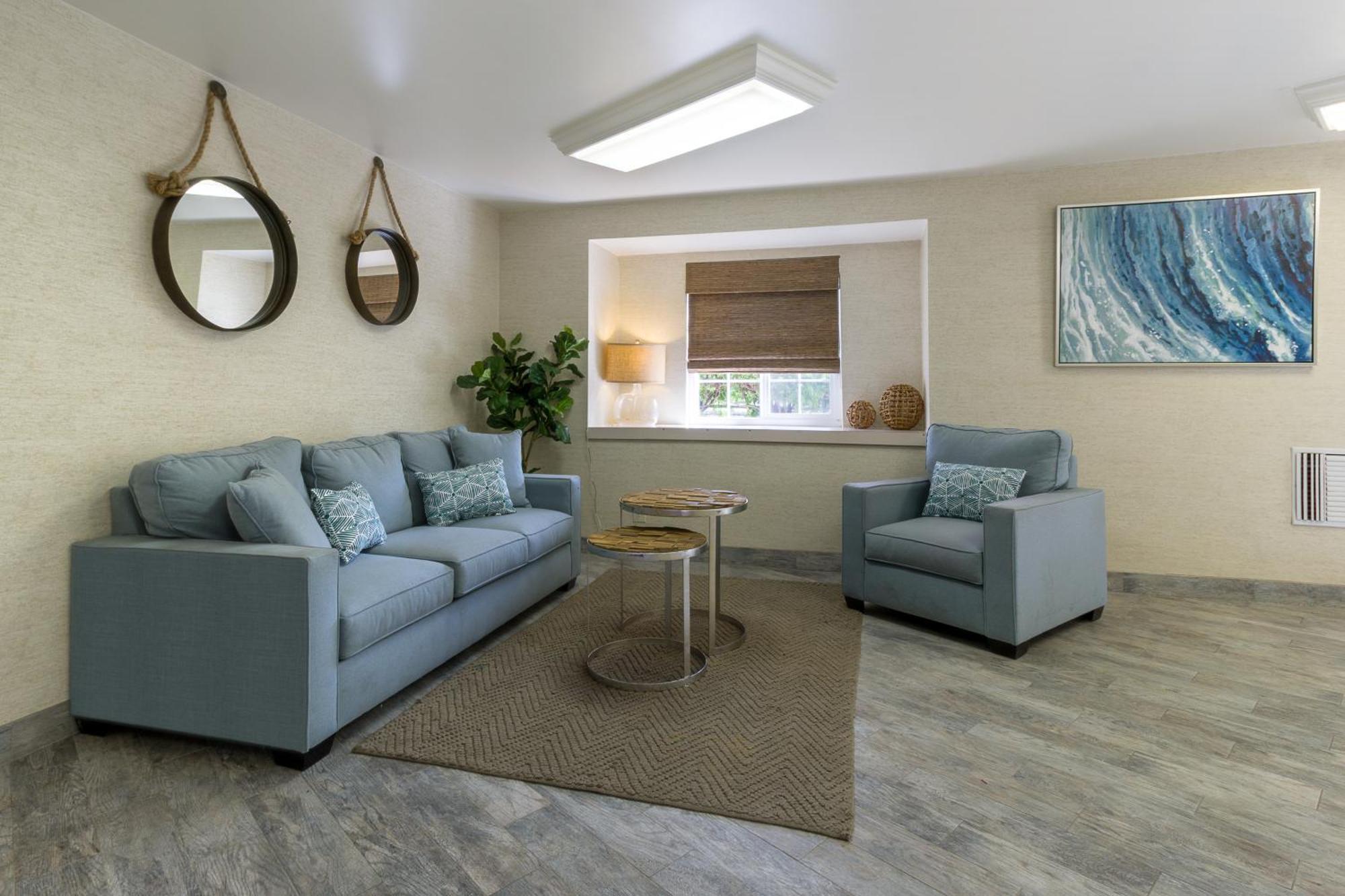 Ramada By Wyndham Costa Mesa/Newport Beach Екстериор снимка